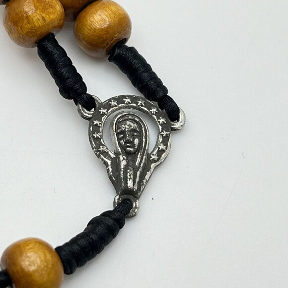 Wooden Bead Rosary With Cross & Virgin Mary Medal Religious Catholic Prayer - Picture 3 of 9